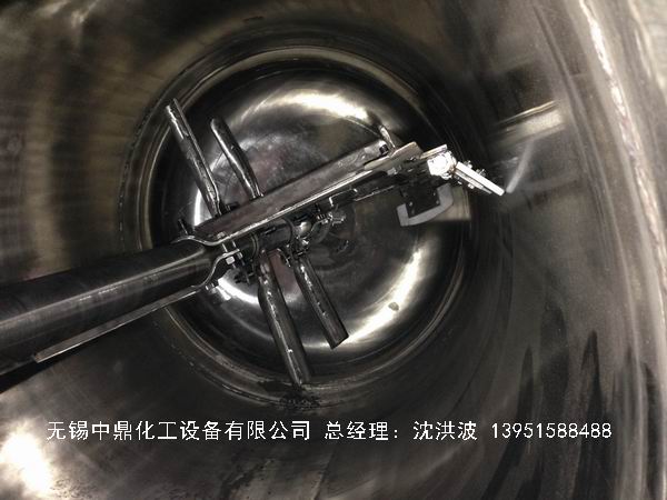 外盤半管加熱反應釜 內(nèi)盤管加熱反應釜